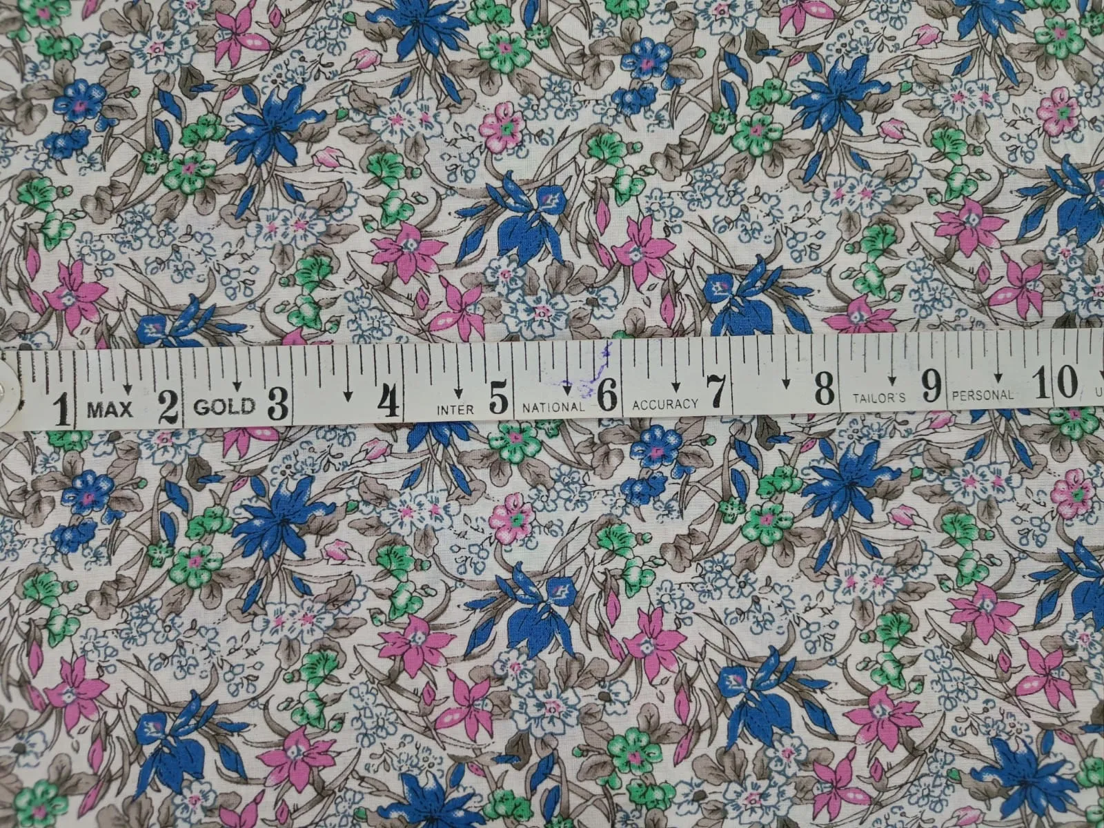 Superfine Cotton Egyptian printed Fabrics 44" wide [5899-5907]